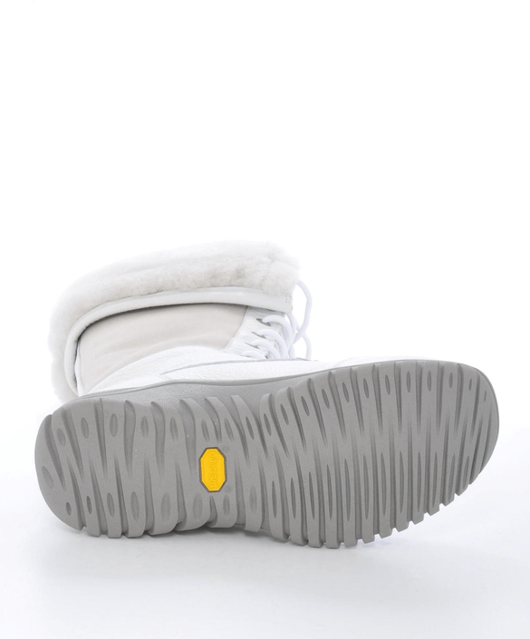 UGG Australia - Adirondack Tall White