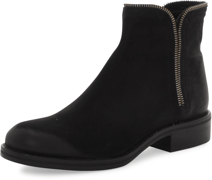A Pair - 7440 Black