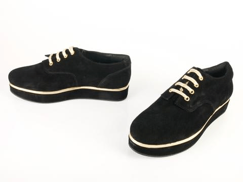 Shoe Shi Bar - Cathrine