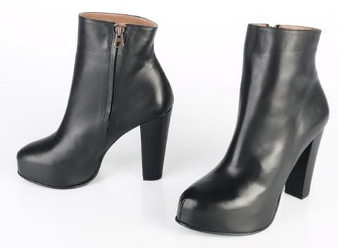 Minimarket - Boot Becca