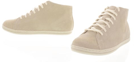 Shoe The Bear - Sneakpeak