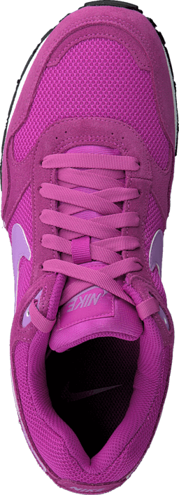 nike md runner pink