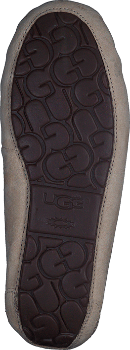 UGG - Dakota Pom Pom Cream